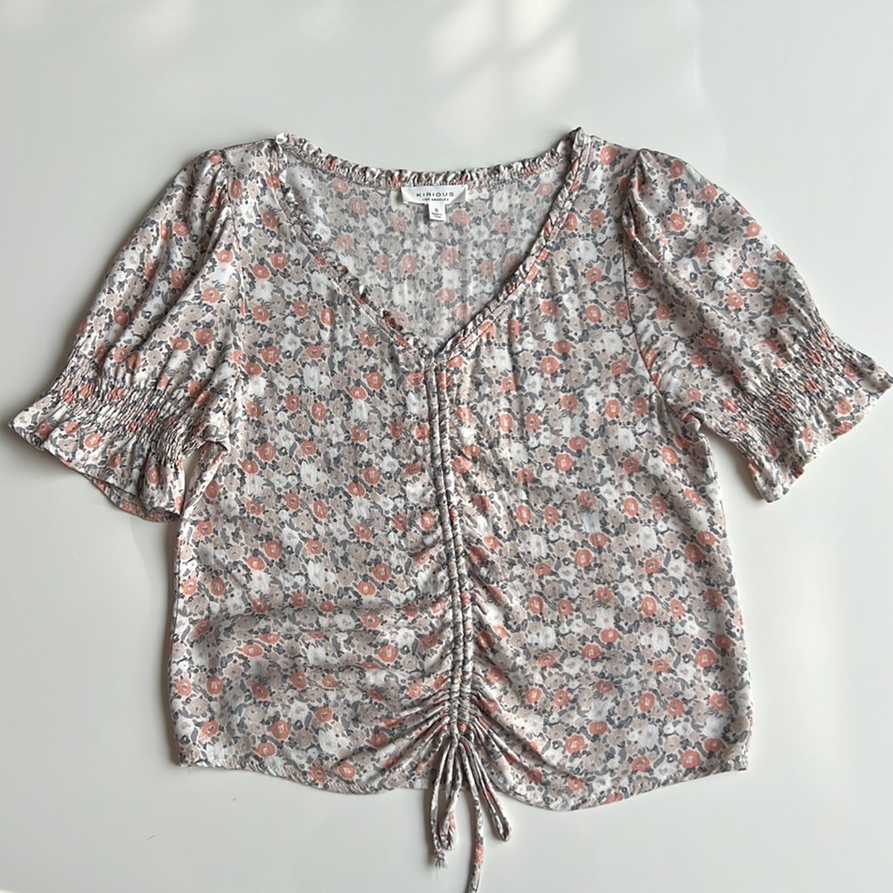 Kirious Los Angeles floral print ruffled Blouse, smoked detail sleeves